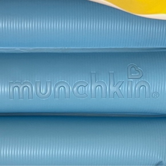 🔴6/$26🔴 Inflatable Infant Bathtub W/ Safety Hot Temperature Indicator​ - Picture 2 of 8